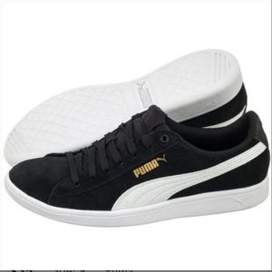 Puma women's black and white bicky suede lace up sfoam sneakers size 9